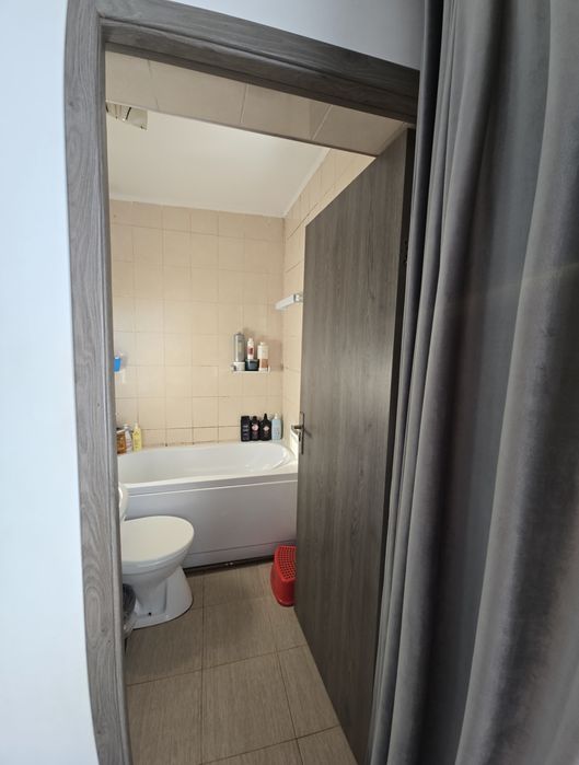 Vand apartament 3  camere Trivale complex 1 etaj 3
