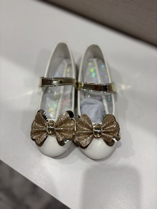 Новые туфли для девочки