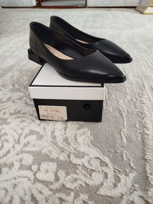 Туфли 38 размер .