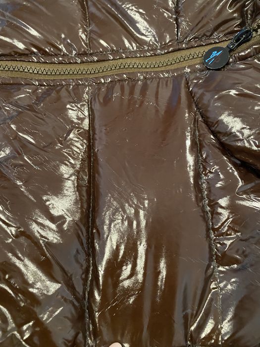 Geaca lucioasa Moncler
