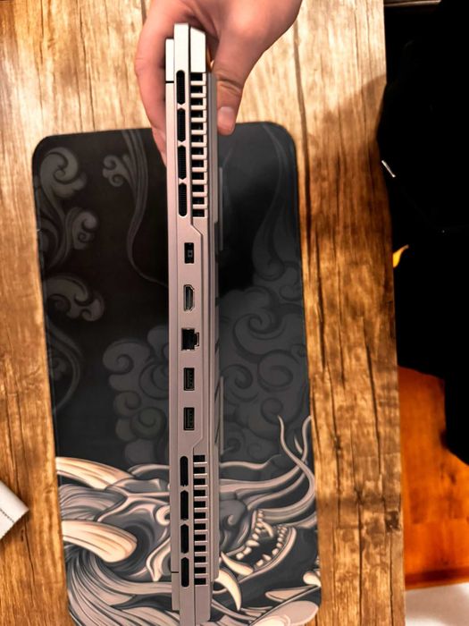 Lenovo Legion Slim 5 16AHP9, Ryzen 7, RTX 4070, 32GB RAM, 1TB