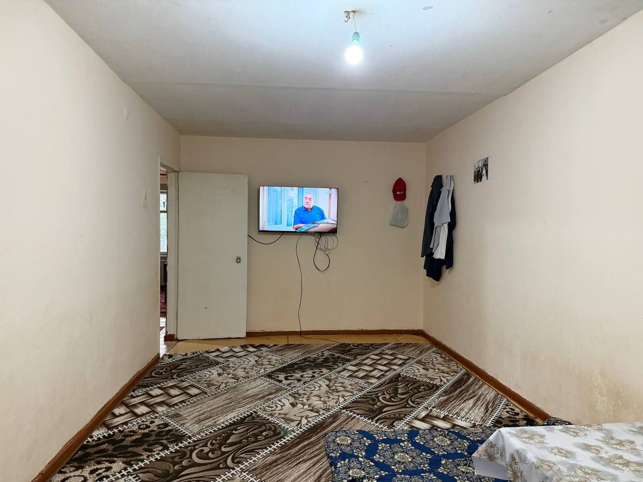 3/4/4,Асалабад,кафе Бухара, кирпич балкон 2х6
