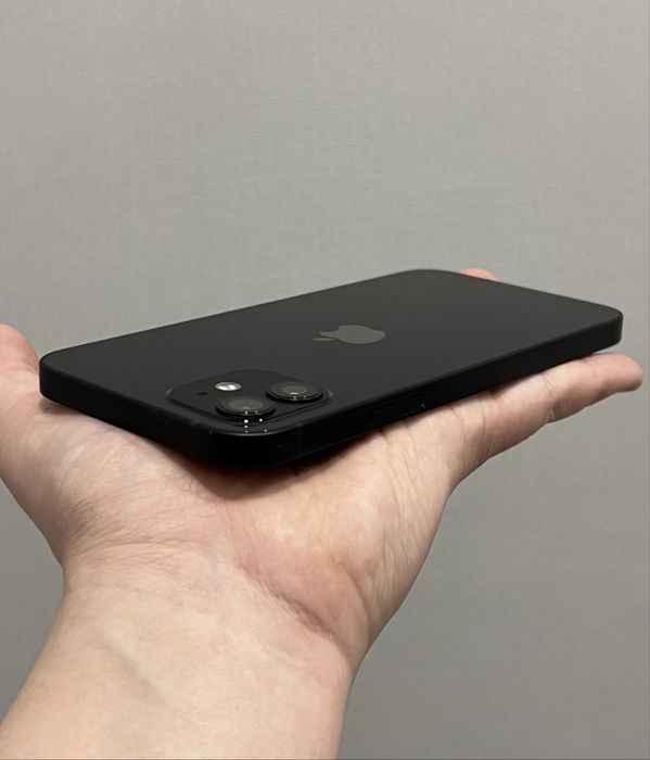 Продам Iphone 12 128GB в идеале