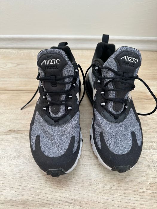 Маратонки NIKE AIR MAX 270 REACT