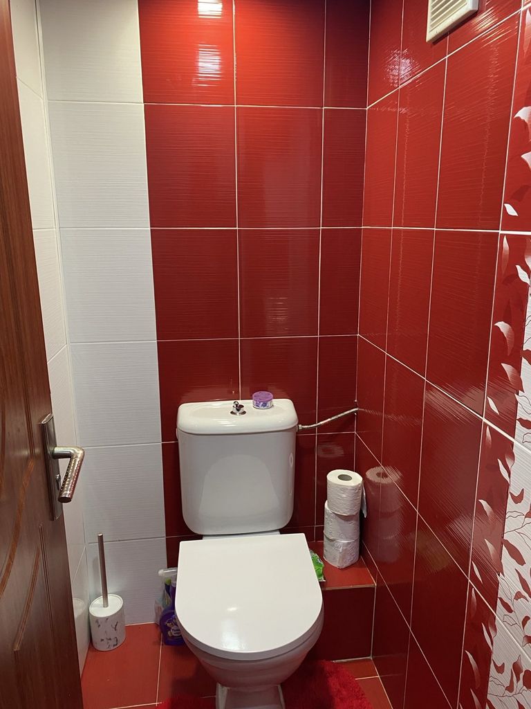 Продава се Тристаен апартамент в Шумен, 5-ти полк - 80 кв.м за 1753 €/кв.м - Снимка #8