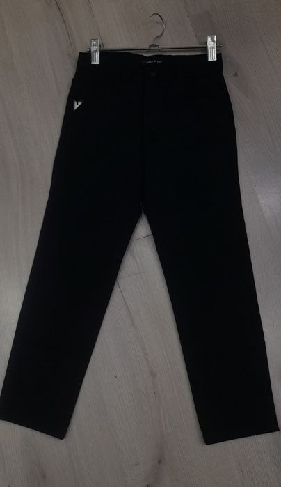 Shim siniy qora  maktabga razmer 6 yoshda 15 yoshgacham