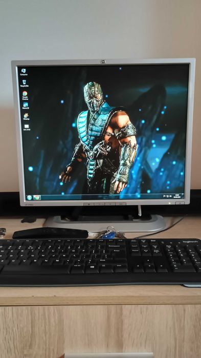Unitate PC AMD + Monitor 250 Lei
