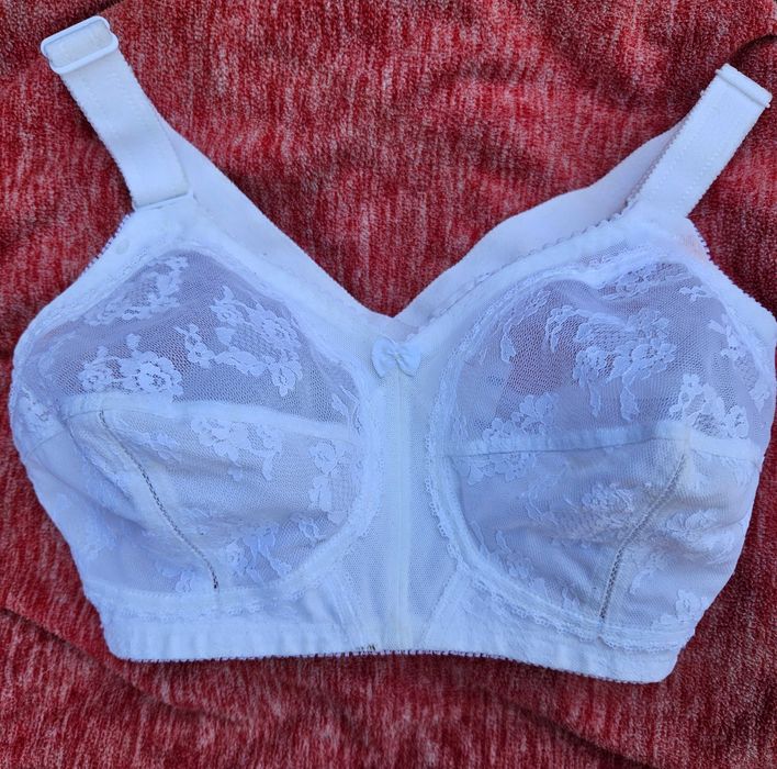Sutien triumph marime 80 D