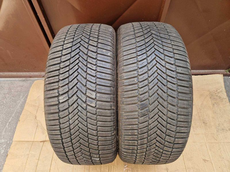 2 Bridgestone R20 275/45
всесезонни гуми
DOT4620