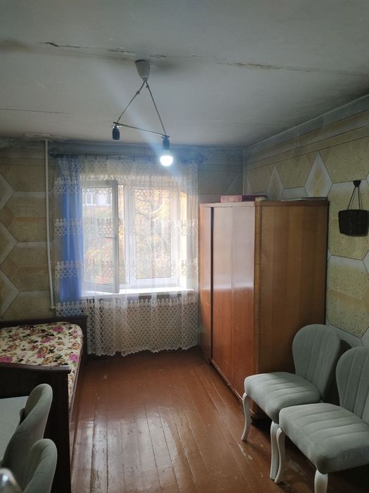 Продается 2-х комнатная Чиланзар 24 Квартал Алмаз туйхана