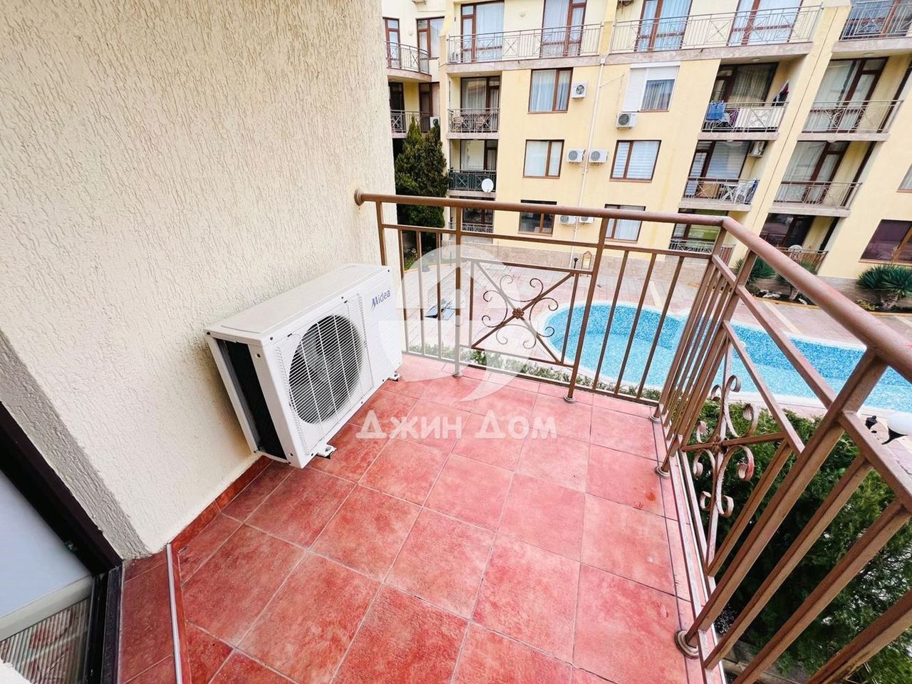 Продава се Двустаен апартамент в Свети Влас - 69 кв.м за 1116 €/кв.м - Снимка #8