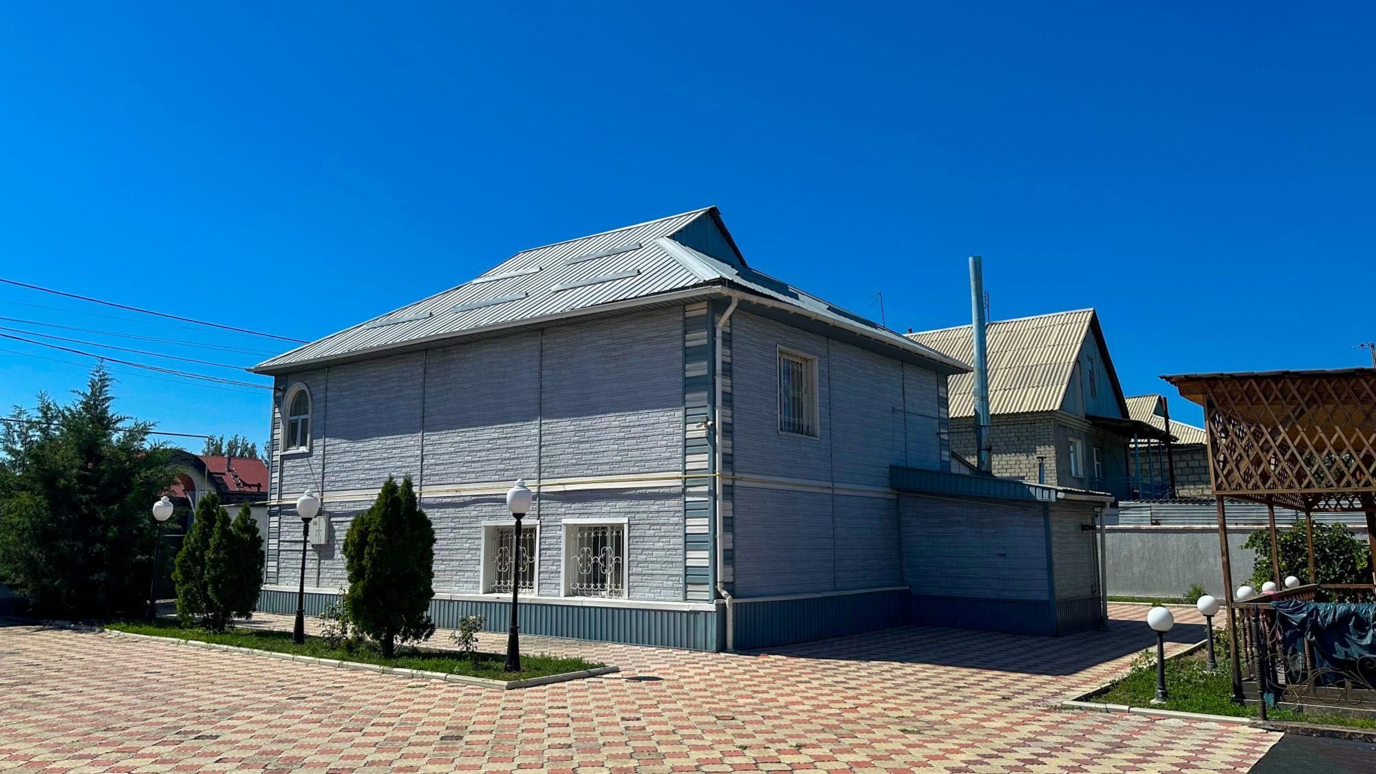 Продам готовый дом со всеми хоз постройками!