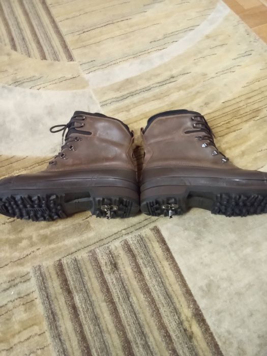 Ботинки для зимней рыбалки