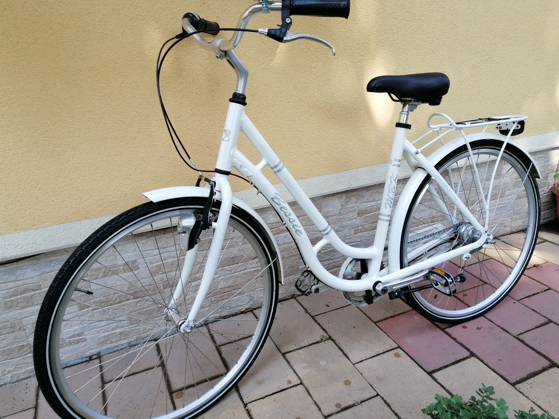 Алуминиев дамски велосипед. MBK 28 *