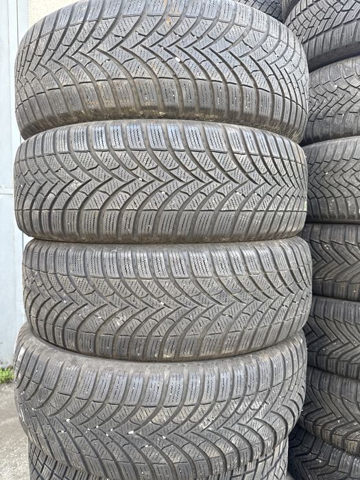 215.65.17 4 бр зимни гуми Семперит дот2123