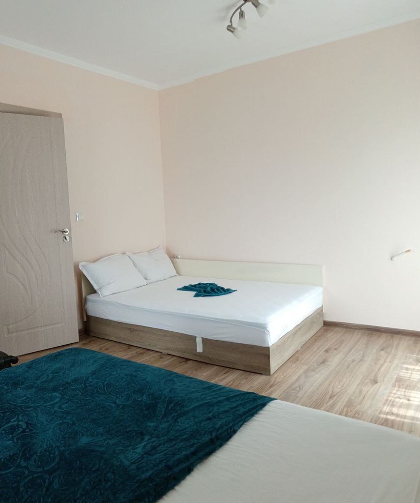 Дава се под наем Двустаен апартамент в Царево - 60 кв.м за 3060 € - Снимка #8