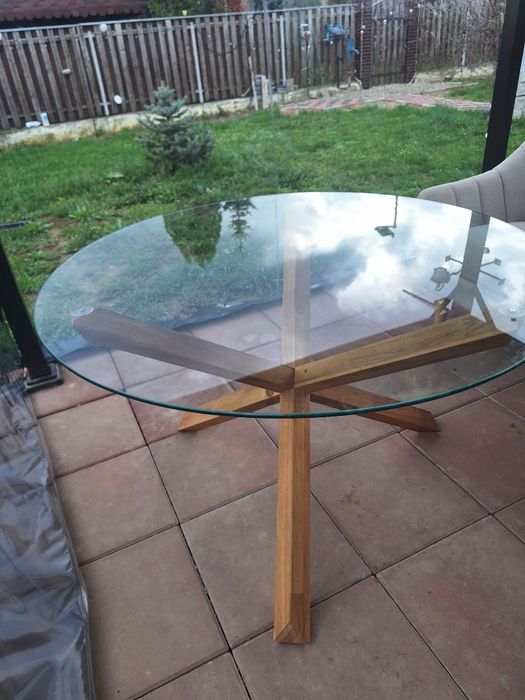 vând masa sticla stare ca si nou