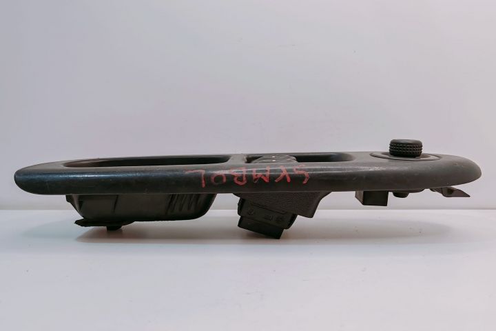 Comanda Geamuri Butoane 8200507734 Renault Clio a 2-a generatie