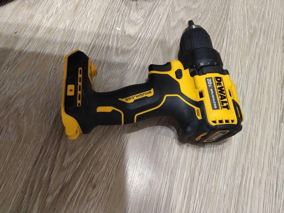 Шуруповёрт Dewalt DCD708 оригинал