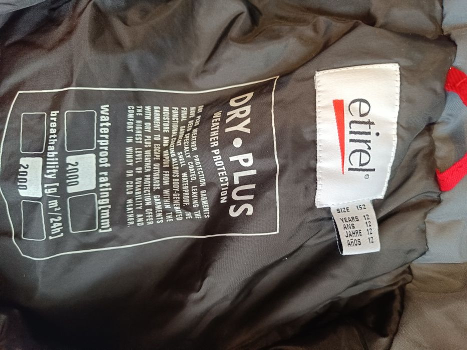 Vând salopeta de iarna mărimea 152 Etirel