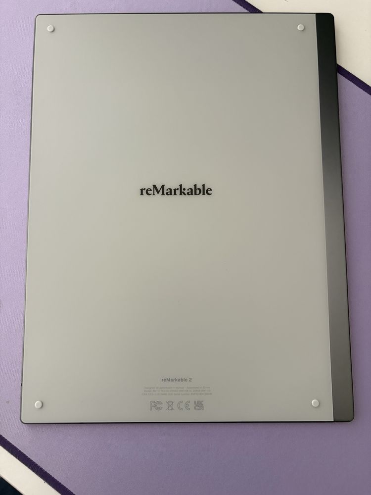 Vând tabletă reMarkable 2 – stare impecabilă + accesorii
