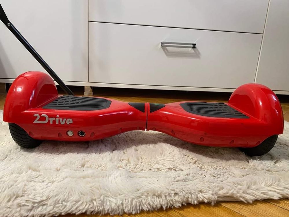 Hoverboard electric cu lumini si boxe