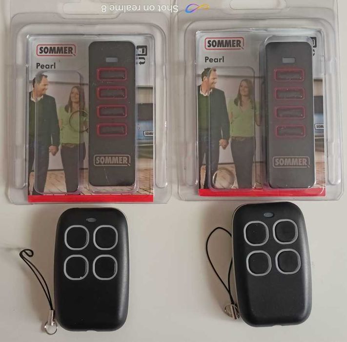 Vand 2 telecomenzi inrolabile pentru porti sau usi garaj