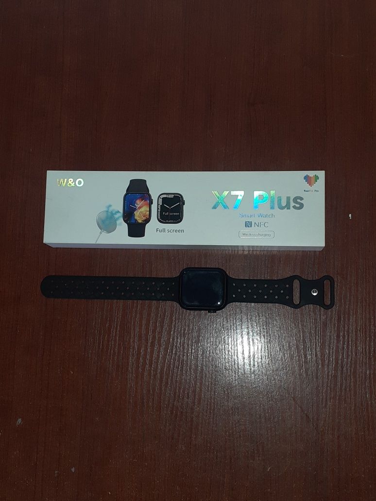 Часы Smart Watch