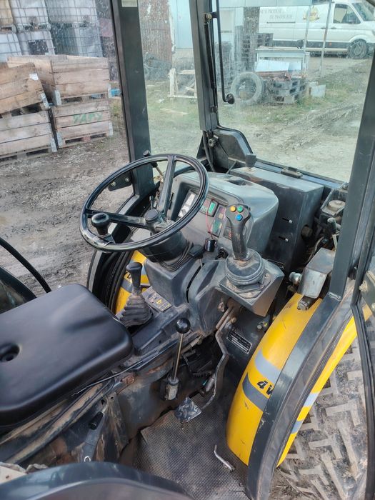Vand tractor viticol 75 cp stivuitor