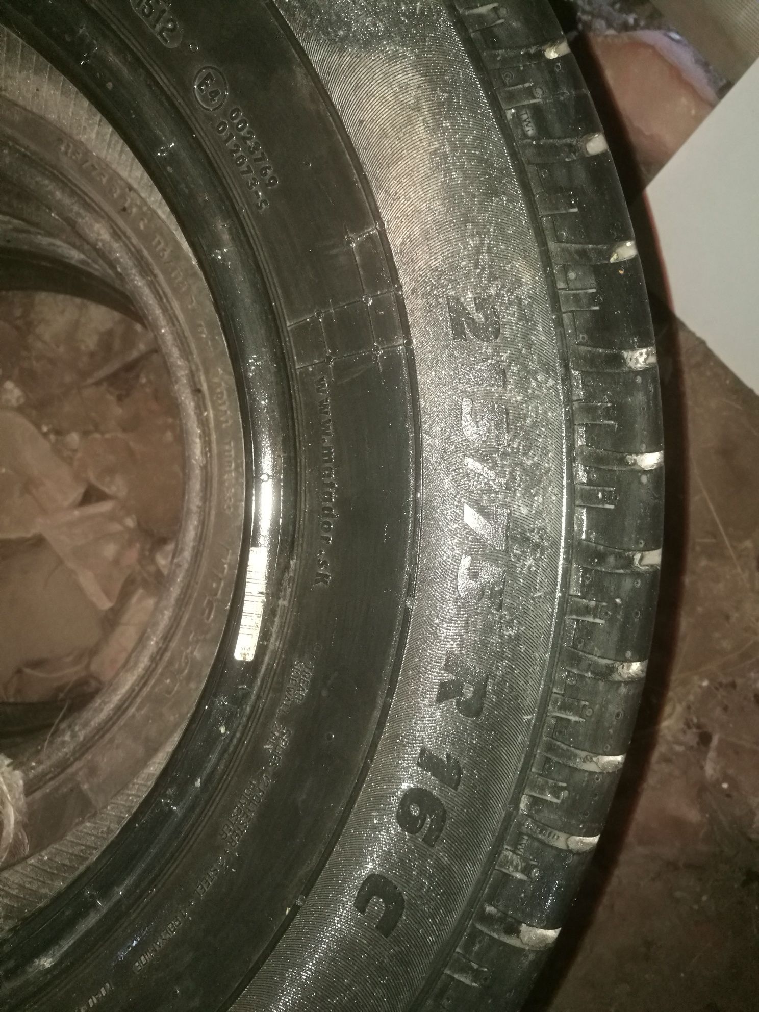 Anvelope de vara 215 /75 R 16 C