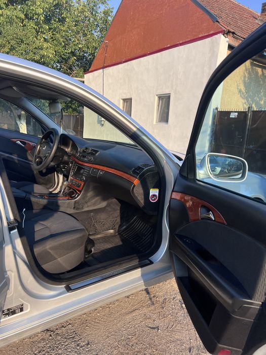 Mercedes-benz E class , w 211 2008 2.2 CDI automata 170 cp