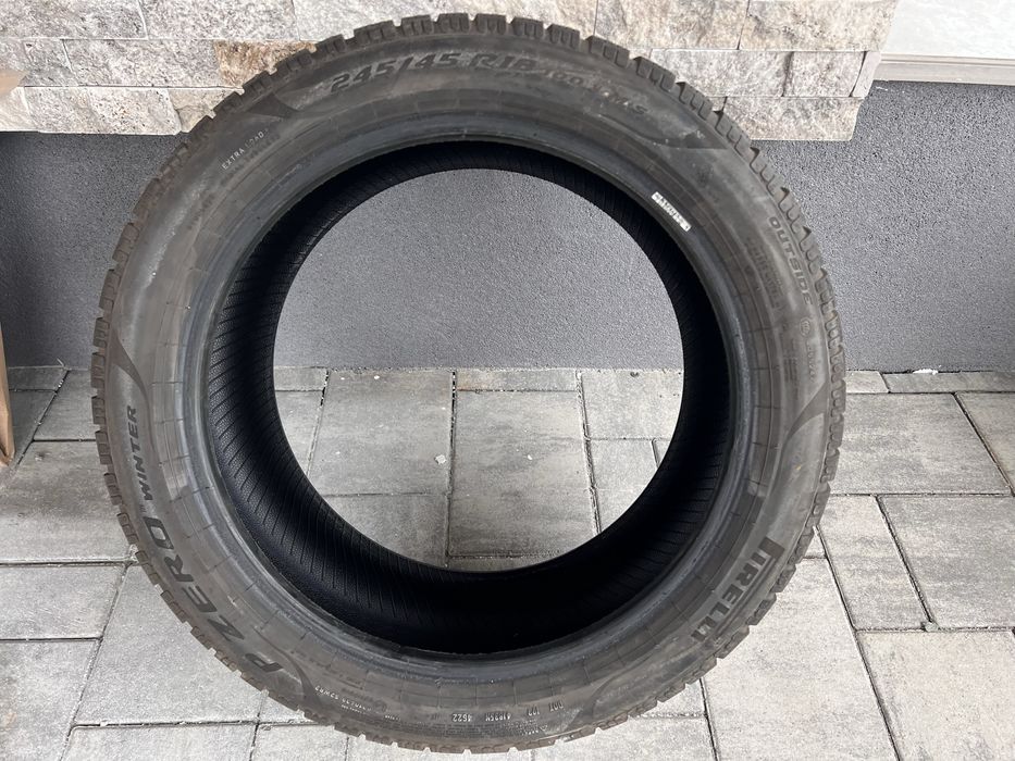 Pirelli Pzero M+S 245.45.18