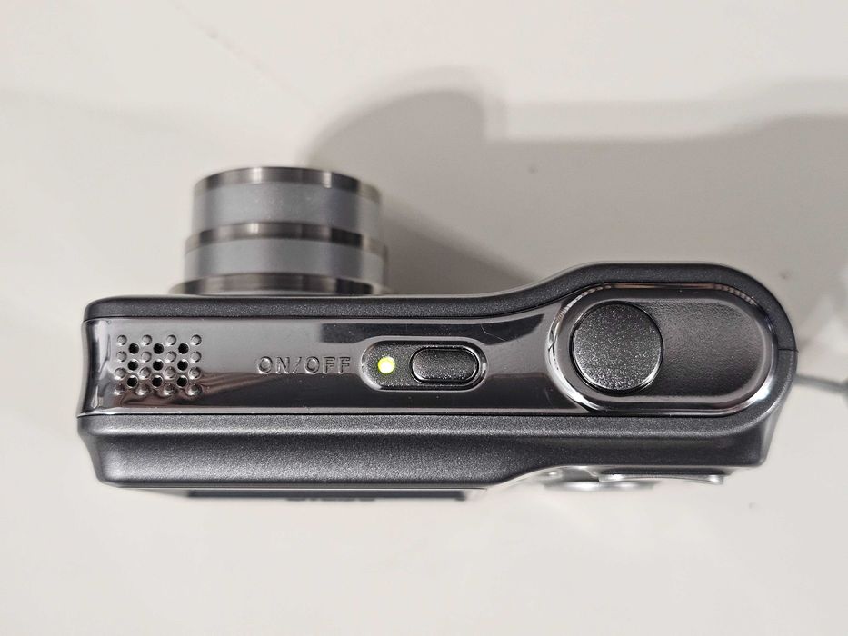 Aparat foto digital compact Nikon Coolpix L2 Y2K 6MP 3xZoom