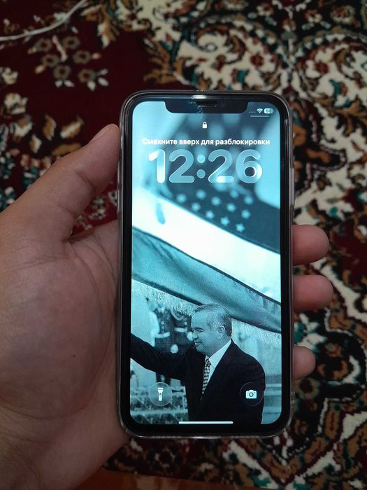 Iphone 11 rangi oq xotira 128