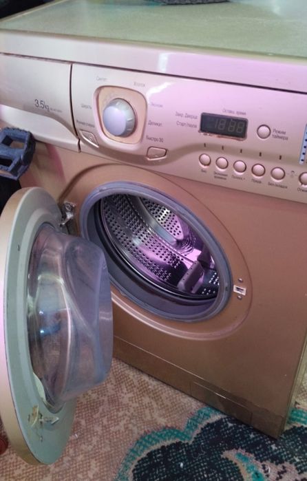 Продам стиральную машину LG 3.5 кг