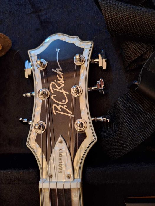 Chitară electrică BC Rich Eagle Classic Deluxe