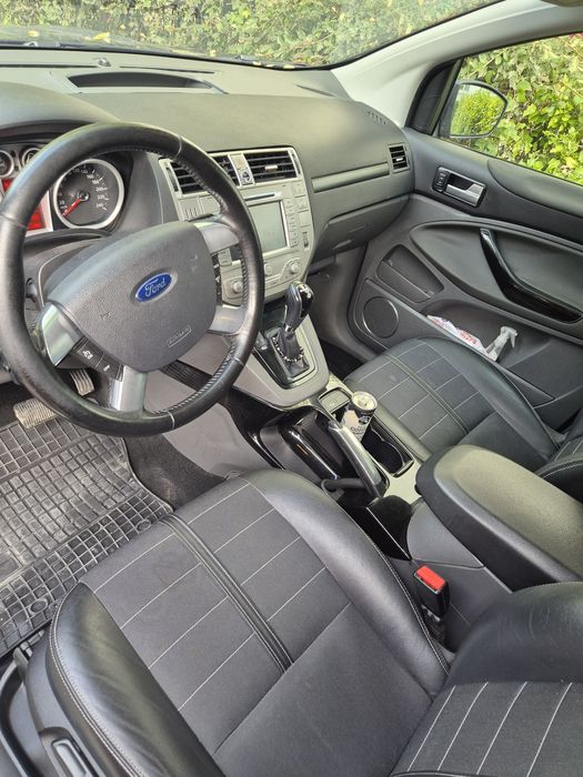 Vând Ford kuga 2012