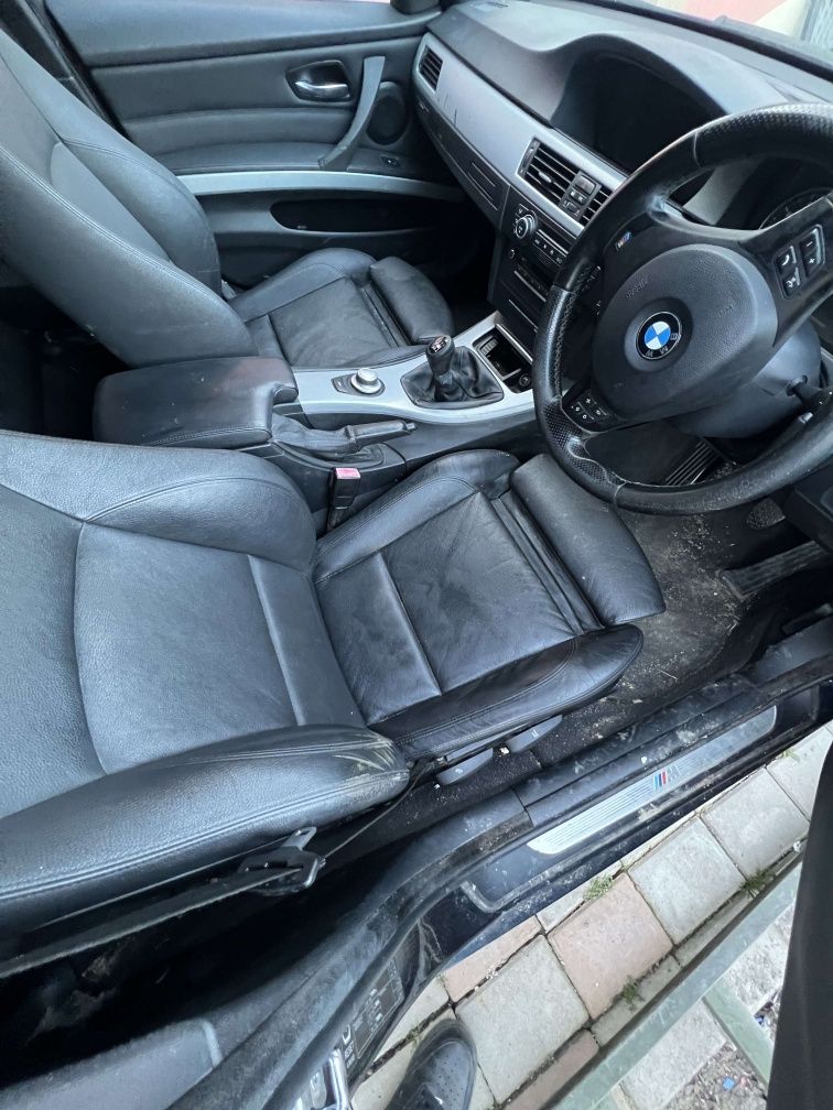 Dezmembrez bmw e90 lci motor benzina