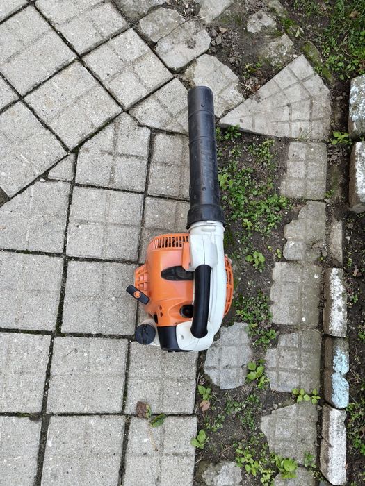 Suflanta de frunze sthil BG86