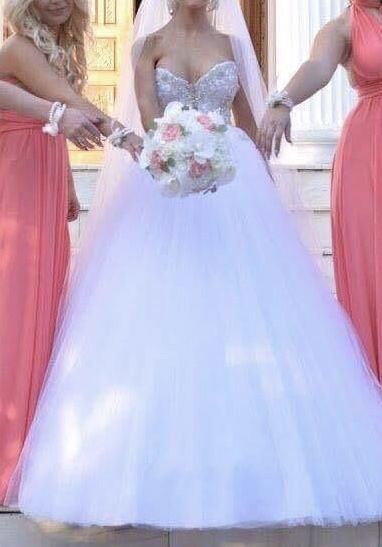 Rochie de mireasa Alara + accesorii