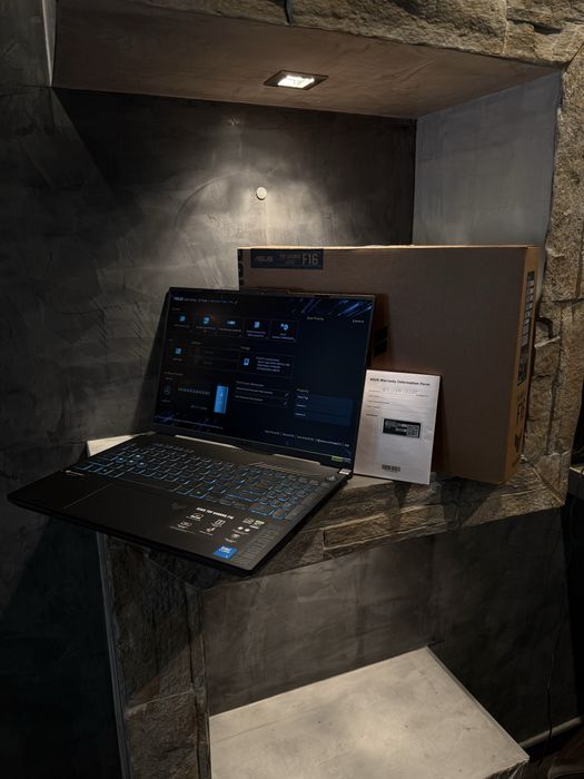 ЧИСТО НОВ ASUS TUF F16 FX607VU + гаранция