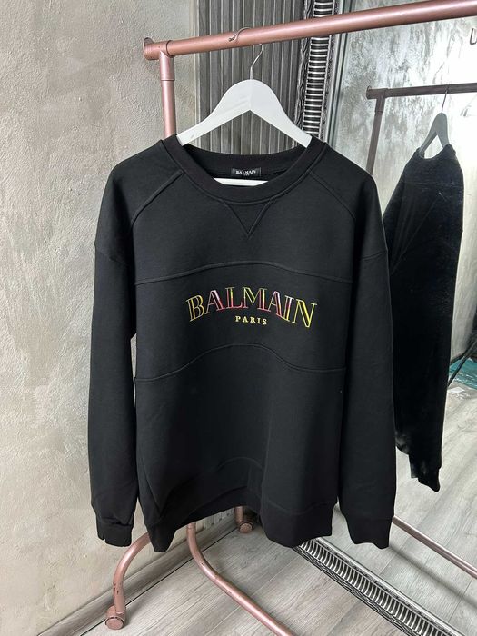 Мъжки блузи и суичери в черен цвят