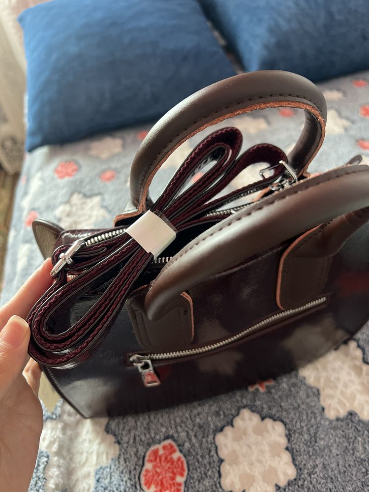 Продам сумку женскую новую