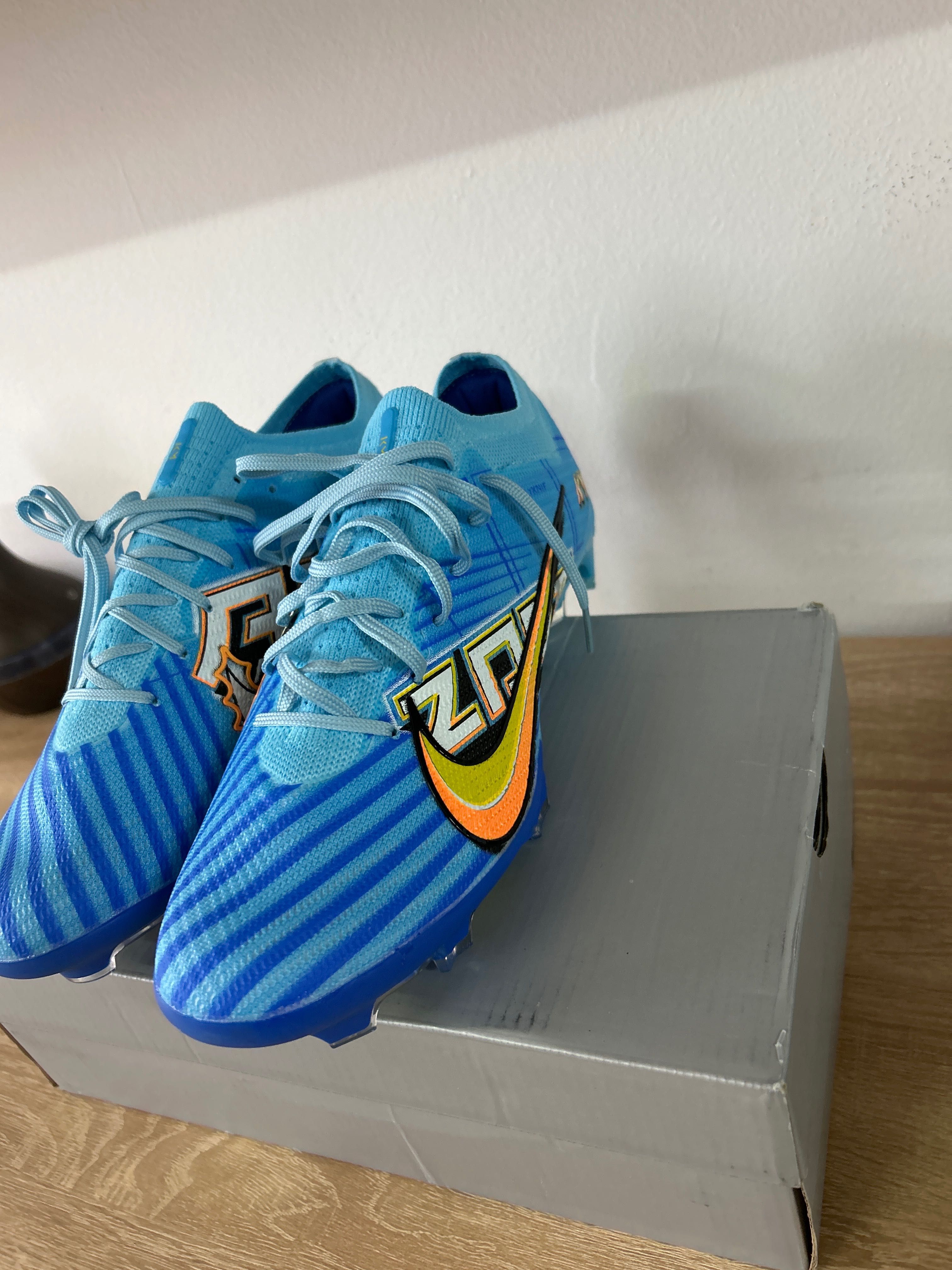 Ghete fotbal Nike Zoom Vapor 15 Elite K.M ( Mărime 42 )