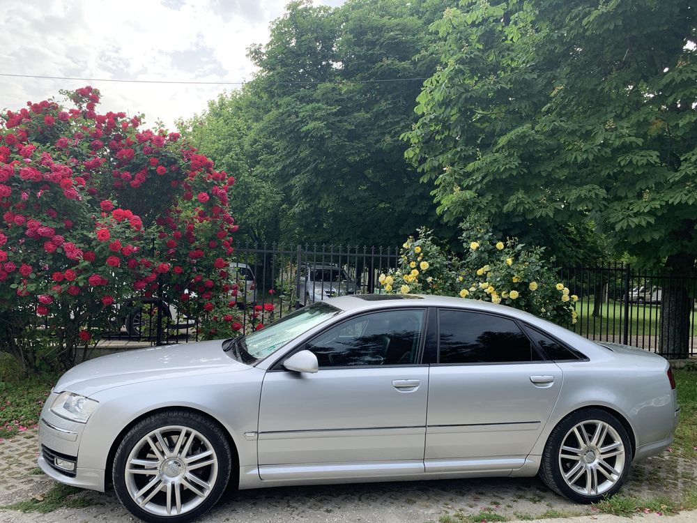 Audi A8 4,2 S8 face