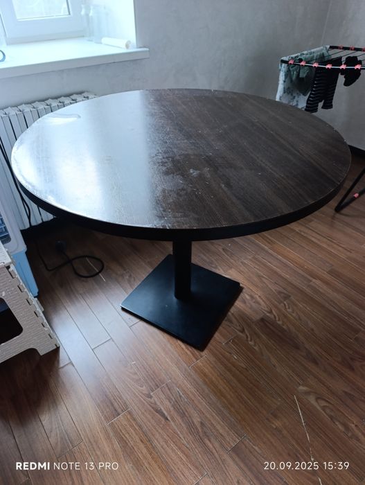 Стол за 10000 тенге