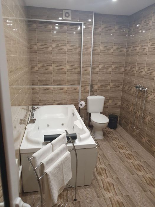 Дава се под наем Едностаен апартамент в Банско - 60 кв.м за 35.7 € - Снимка #4