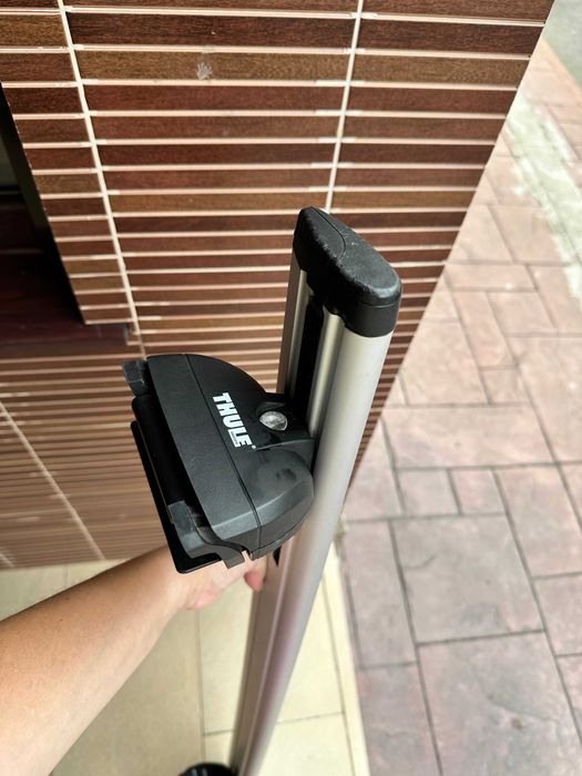 Set complet bare Thule Wingbar cu picior Thule Rapid System 753 si kit