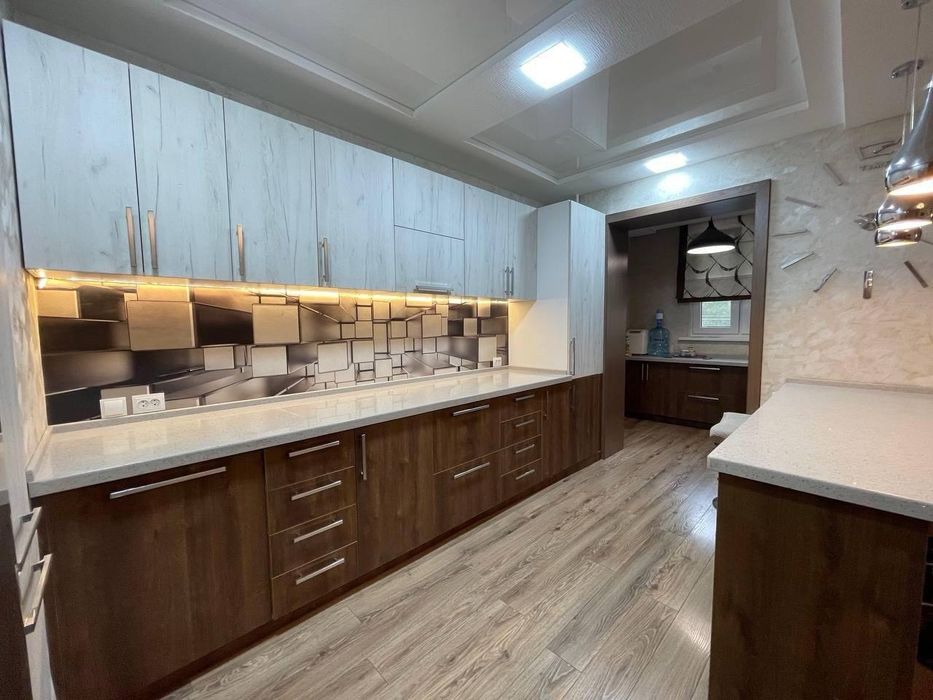 Генерал Петрова 5/2/4, 77 серия с ремонтом