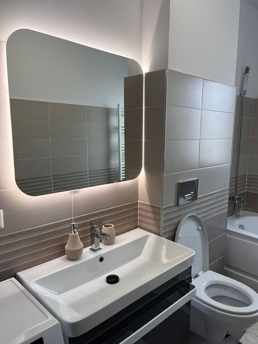 Închiriez apartament 2 cam.